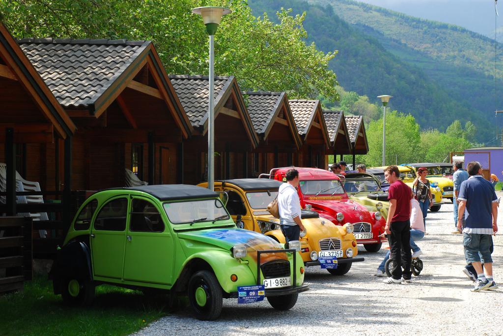Bungalows Conca De Ter Вилайонга де Тер Екстериор снимка