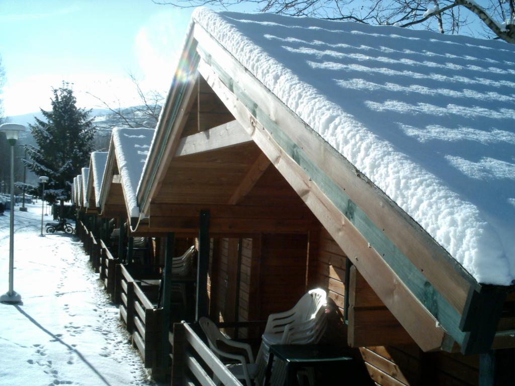 Bungalows Conca De Ter Вилайонга де Тер Стая снимка