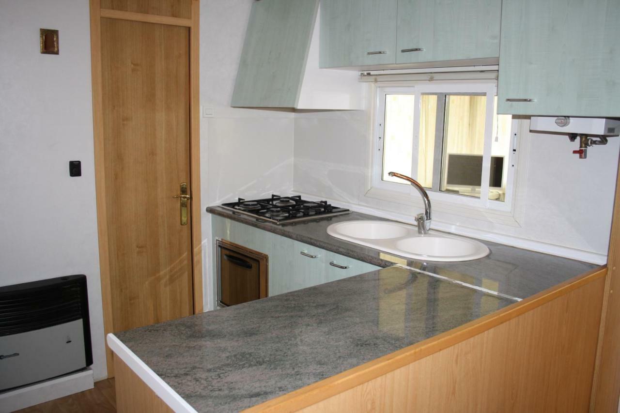 Bungalows Conca De Ter Вилайонга де Тер Екстериор снимка