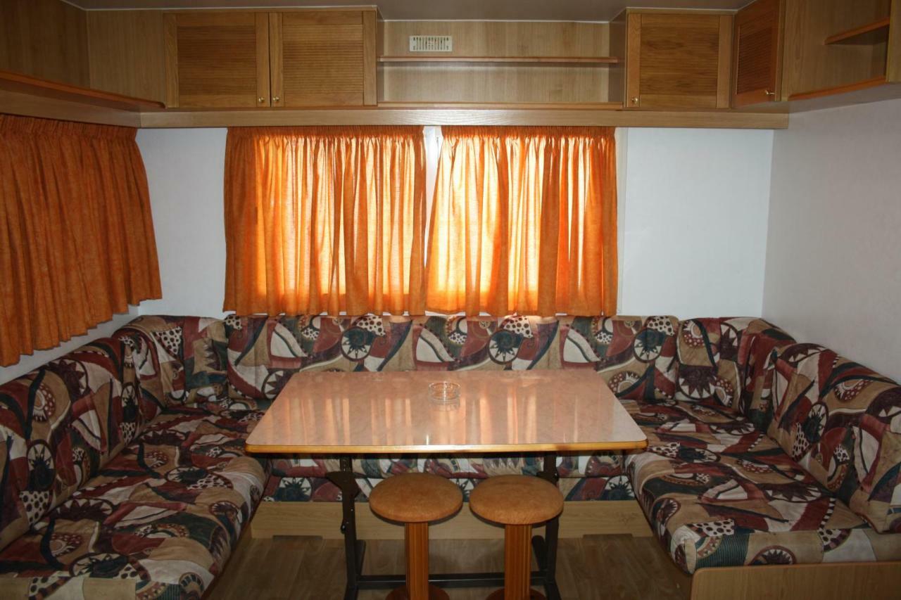 Bungalows Conca De Ter Вилайонга де Тер Екстериор снимка